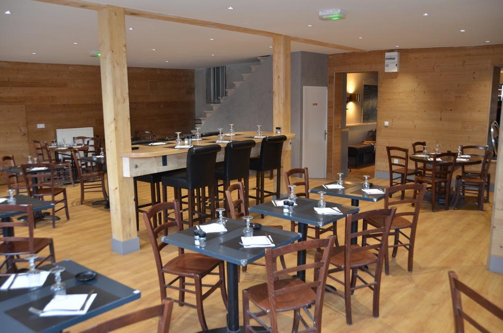 Bull'It Hotel Saint-Genis-Laval Exterior photo