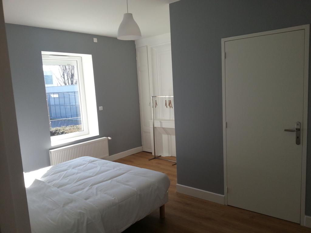 Bull'It Hotel Saint-Genis-Laval Room photo